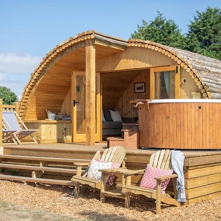 Barnhorn Glamping Villa Hooe Dış mekan fotoğraf