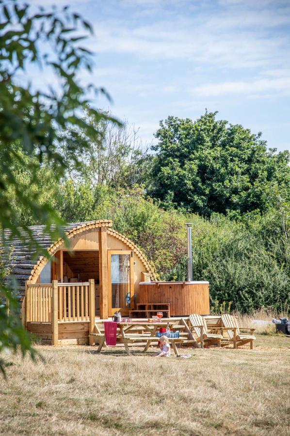 Barnhorn Glamping Villa Hooe Dış mekan fotoğraf