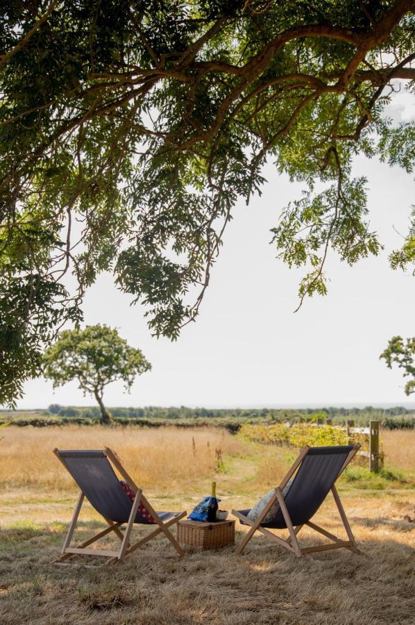 Barnhorn Glamping Villa Hooe Dış mekan fotoğraf
